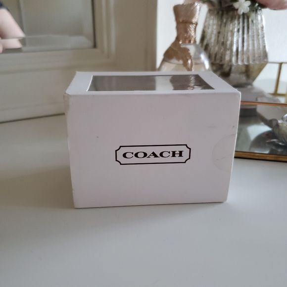 Coach wrist watch - Picture 4 of 4